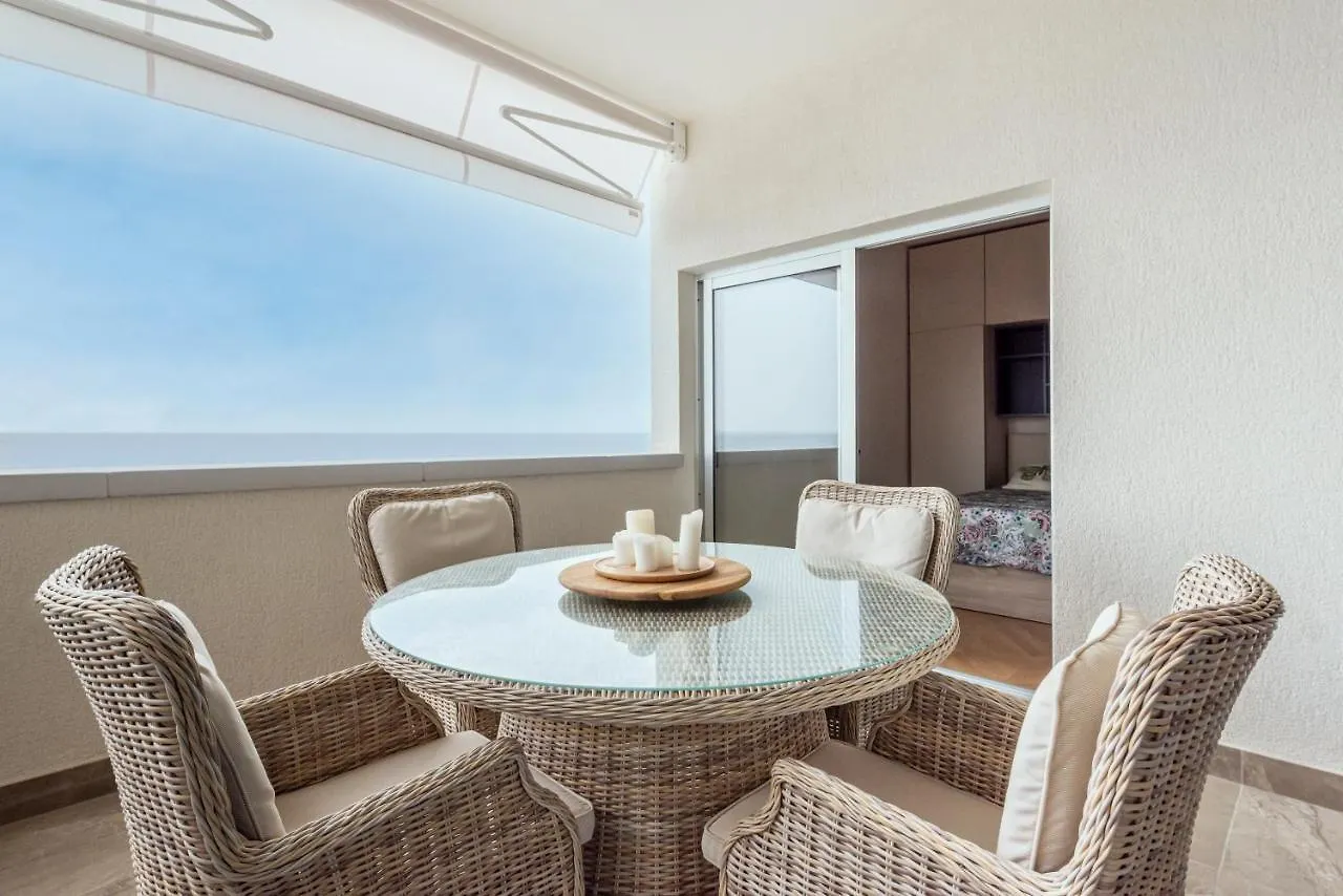 Beachfront Dream Apartment San Andres